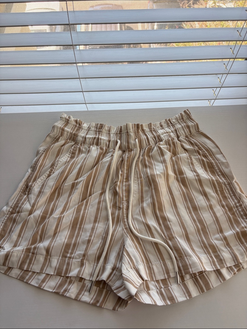 LOFT Beige and Cream Striped Women’s Drawstring Shorts
